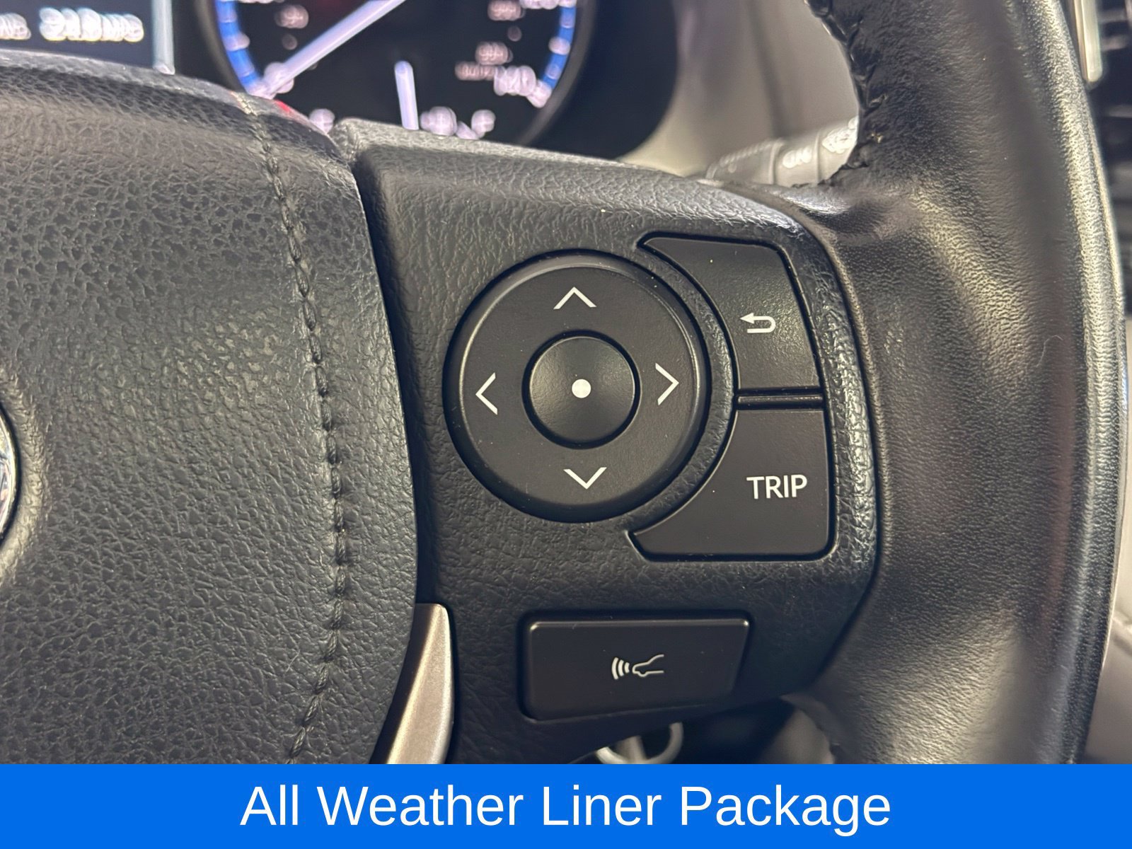 Used 2017 Toyota RAV4 XLE w/ Plus Special Value Package AWD/4WD image 20