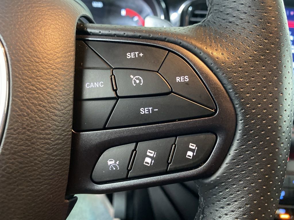 Used 2025 Dodge Durango R/T image 11