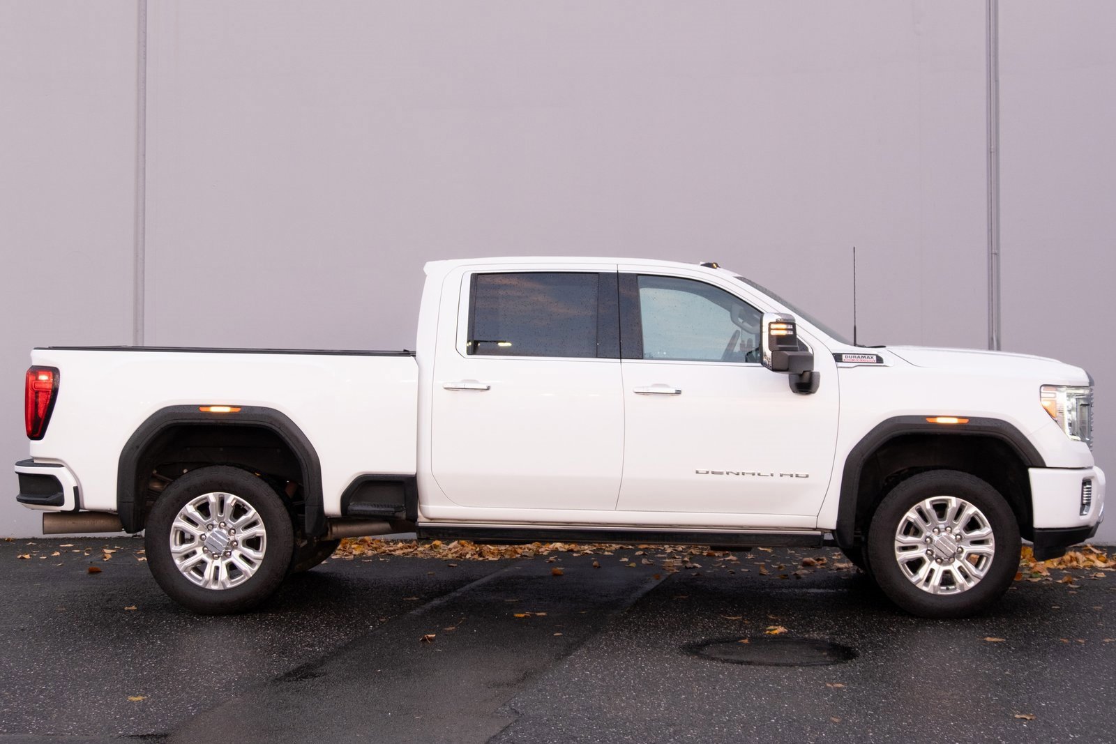 Used 2023 GMC Sierra 3500 Denali image 32