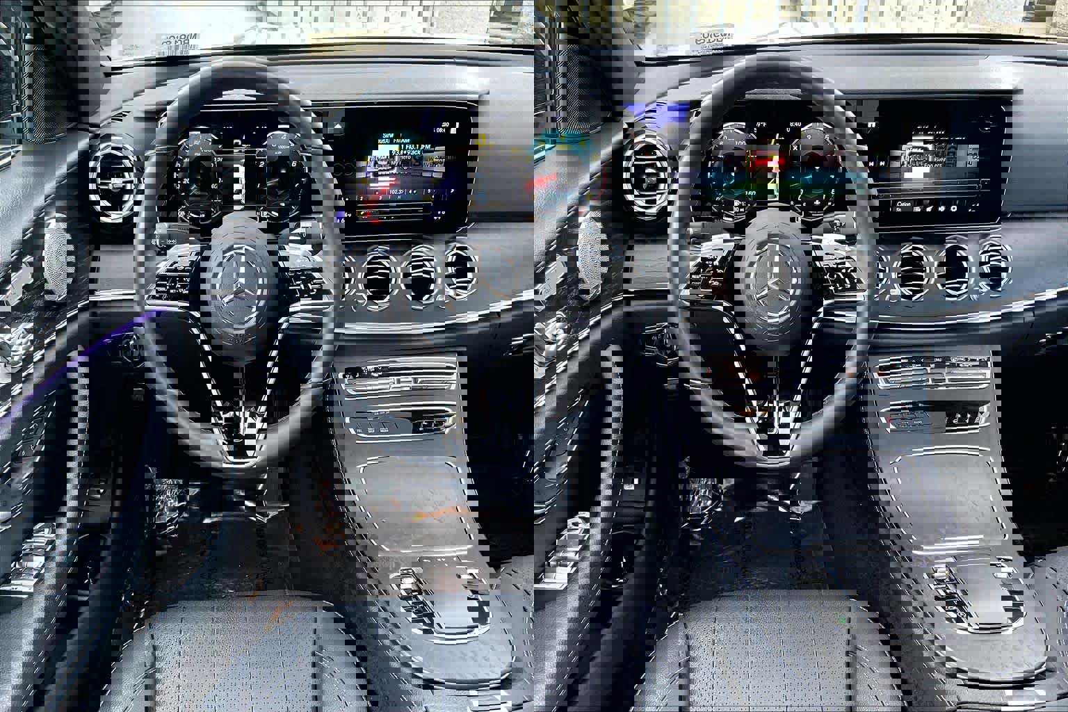 Used 2022 Mercedes-Benz E 350 Sedan image 5