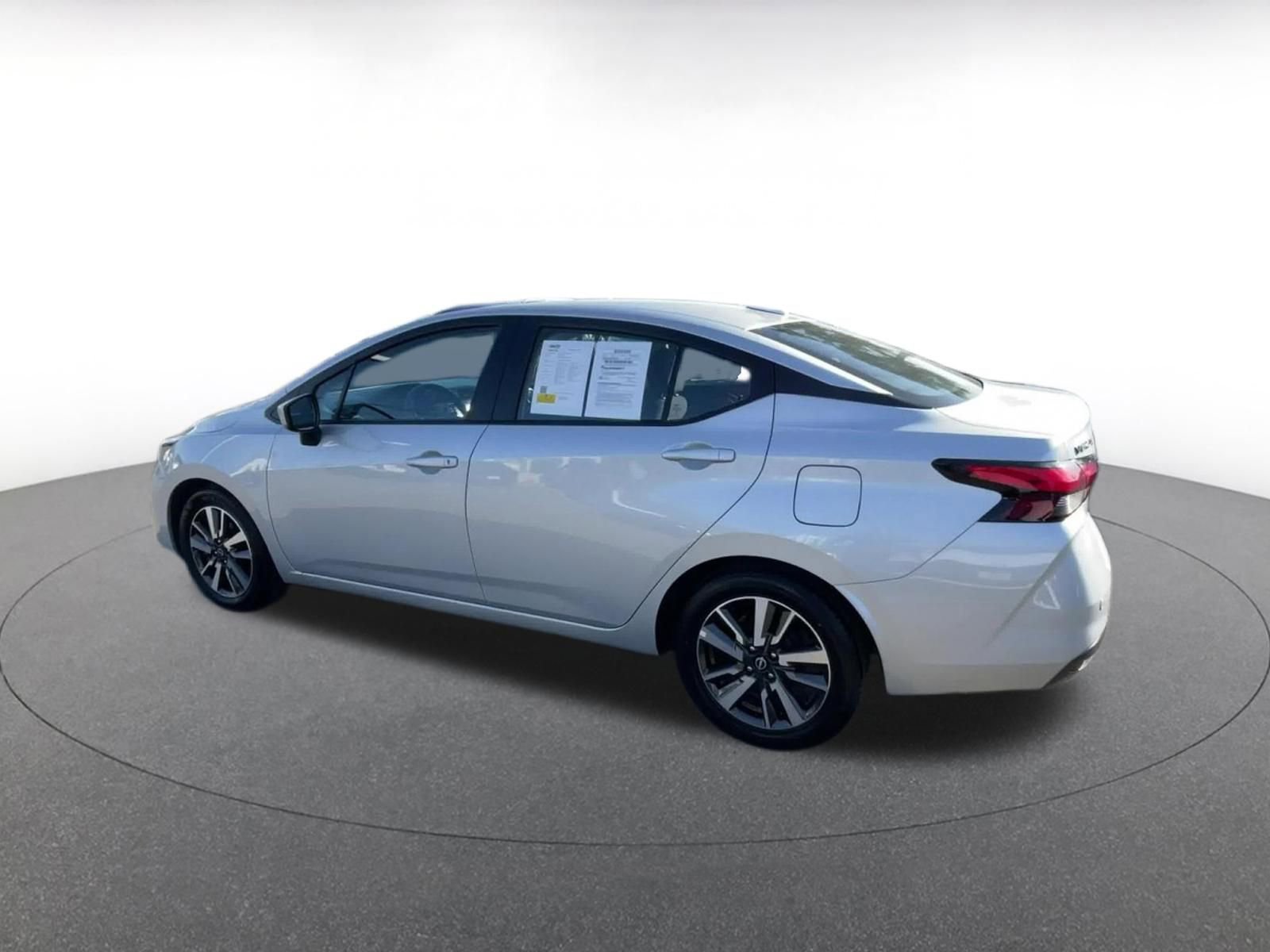 Used 2025 Nissan Versa SV image 10