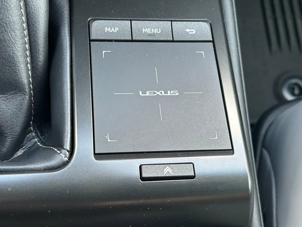 Used 2023 Lexus GX 460 w/ Black Line Special Edition image 34