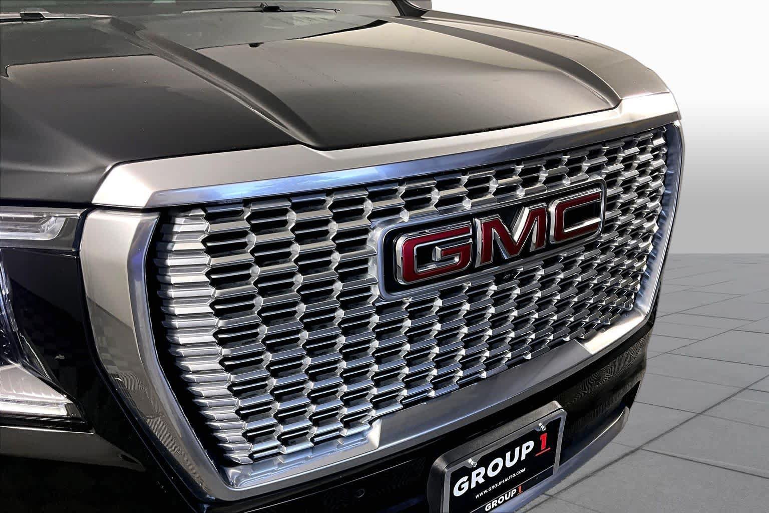Used 2022 GMC Yukon Denali AWD/4WD image 27