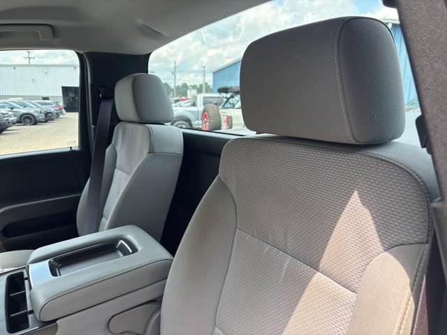 Used 2017 GMC Sierra 1500 2WD Regular Cab image 11