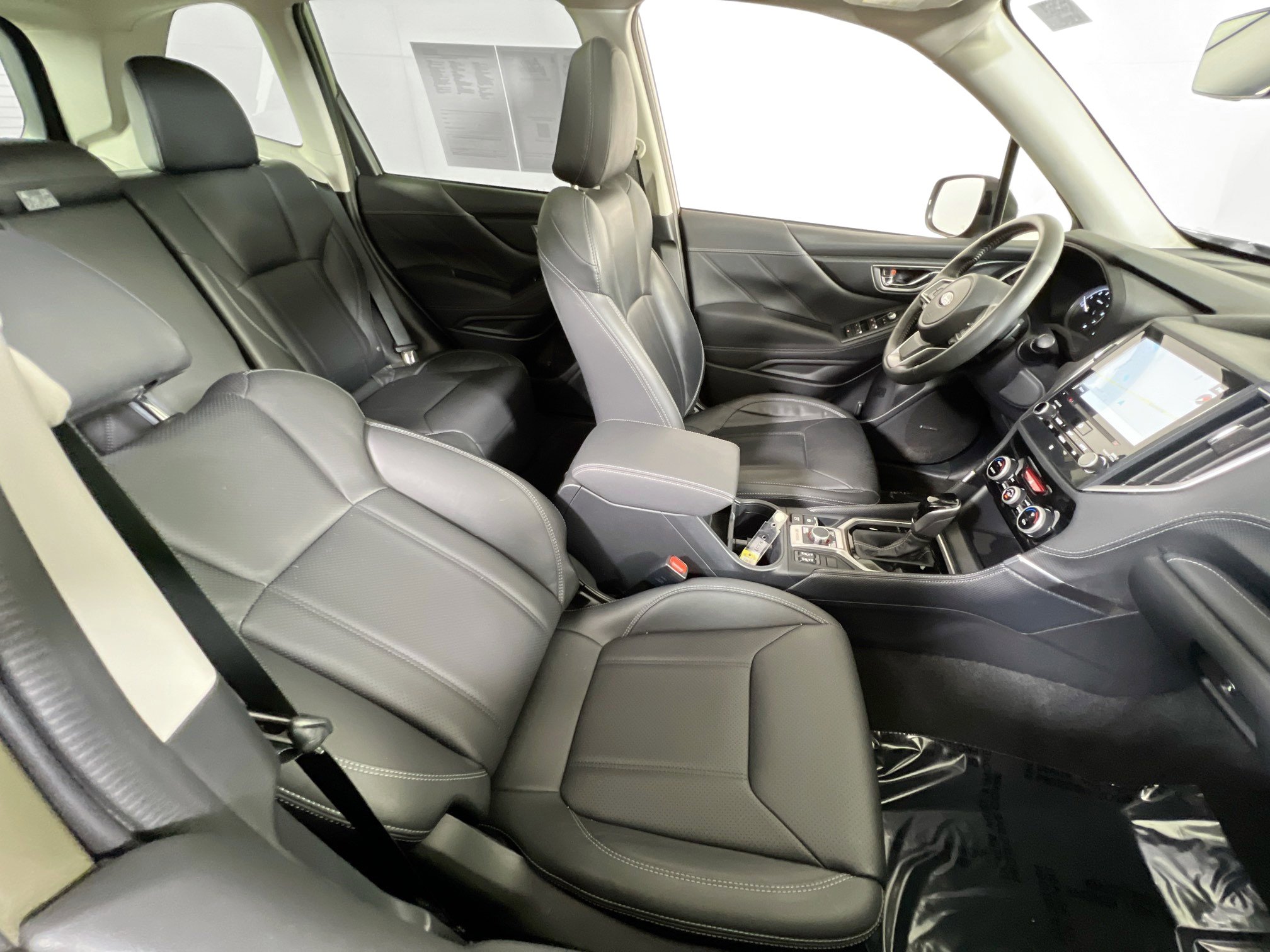 Used 2022 Subaru Forester Touring image 28