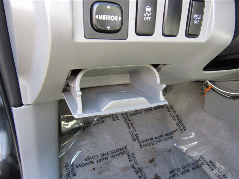 Used 2011 Toyota Tacoma 4x4 Access Cab V6 w/ TRD Sport Pkg image 14