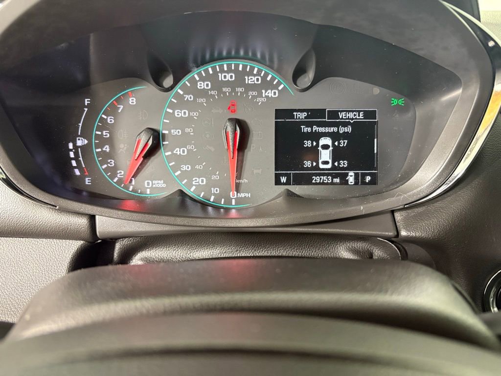 Used 2022 Chevrolet Trax LT w/ LT Convenience Package image 29