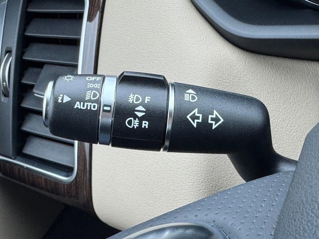 Used 2014 Land Rover Range Rover Sport HSE image 20