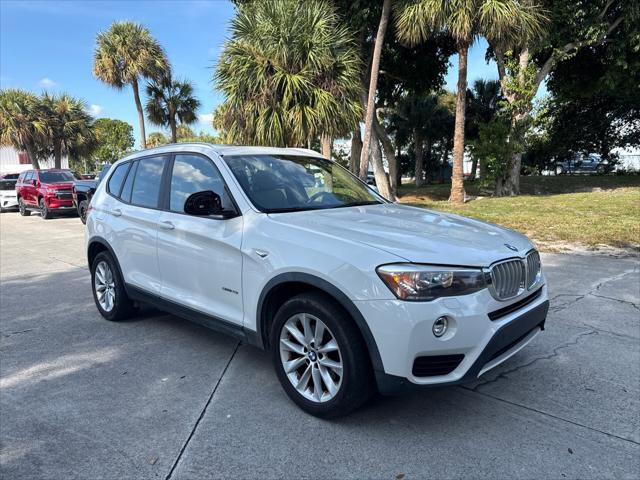 Used 2017 BMW X3 sDrive28i image 3