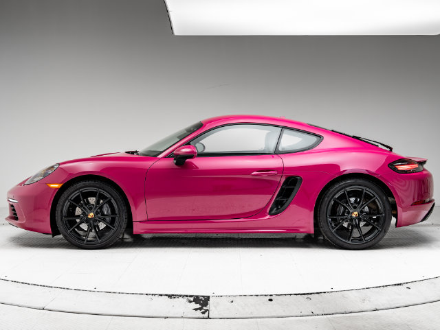 Certified 2025 Porsche 718 Cayman RWD image 2