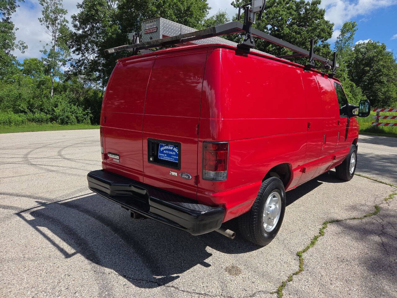 Used 2012 Ford E-250 and Econoline 250 w/ Commercial Cargo Van Pkg RWD image 6