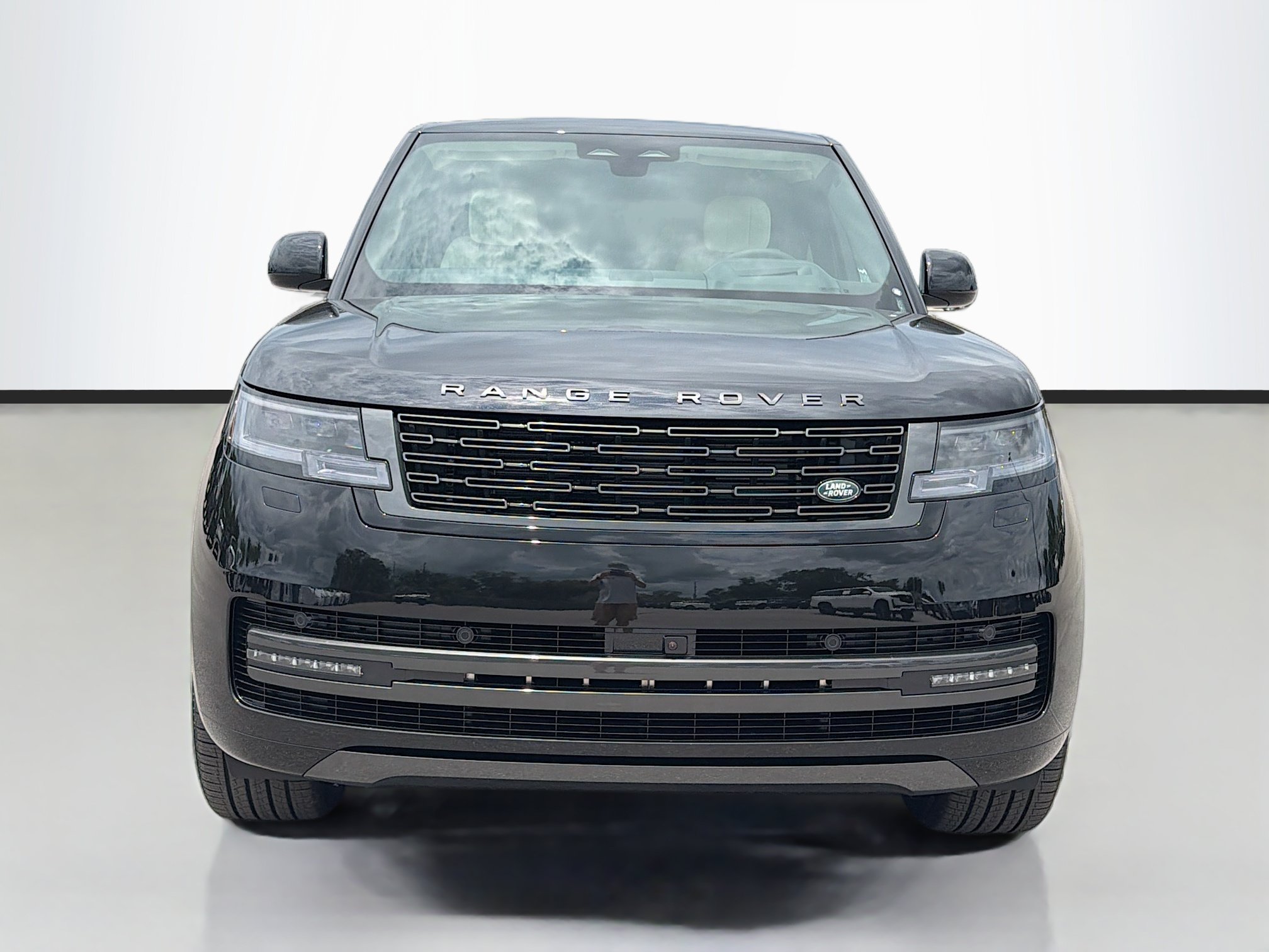 New 2026 Land Rover Range Rover Long Wheelbase SE AWD/4WD image 8