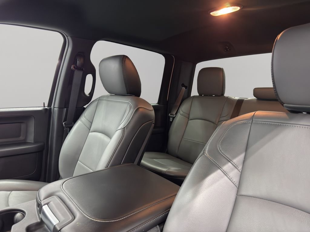 Used 2024 RAM 5500 Tradesman w/ Chrome Appearance Group image 4