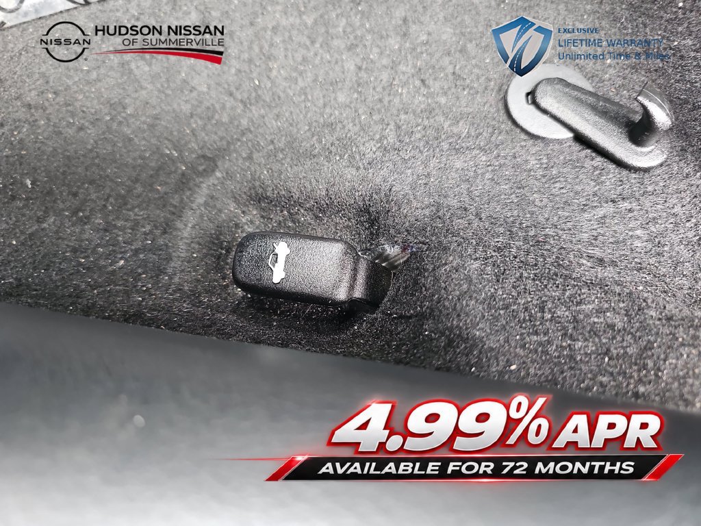 Used 2025 Nissan Versa SV w/ Trunk Package FWD image 35