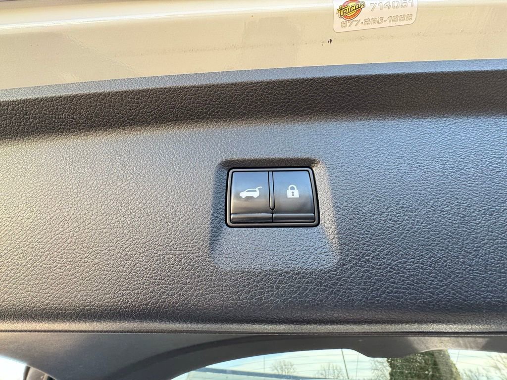 Used 2022 INFINITI QX60 Luxe image 35