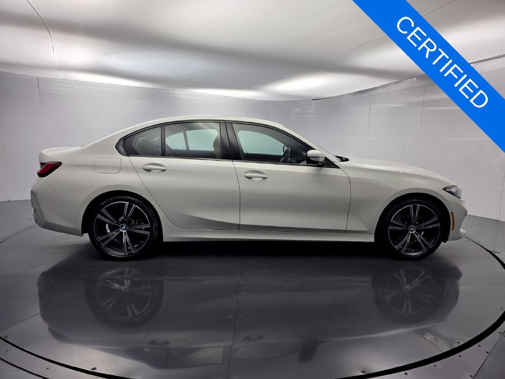 Certified 2023 BMW 330i Sedan w/ Driving Assistance Package RWD image 3
