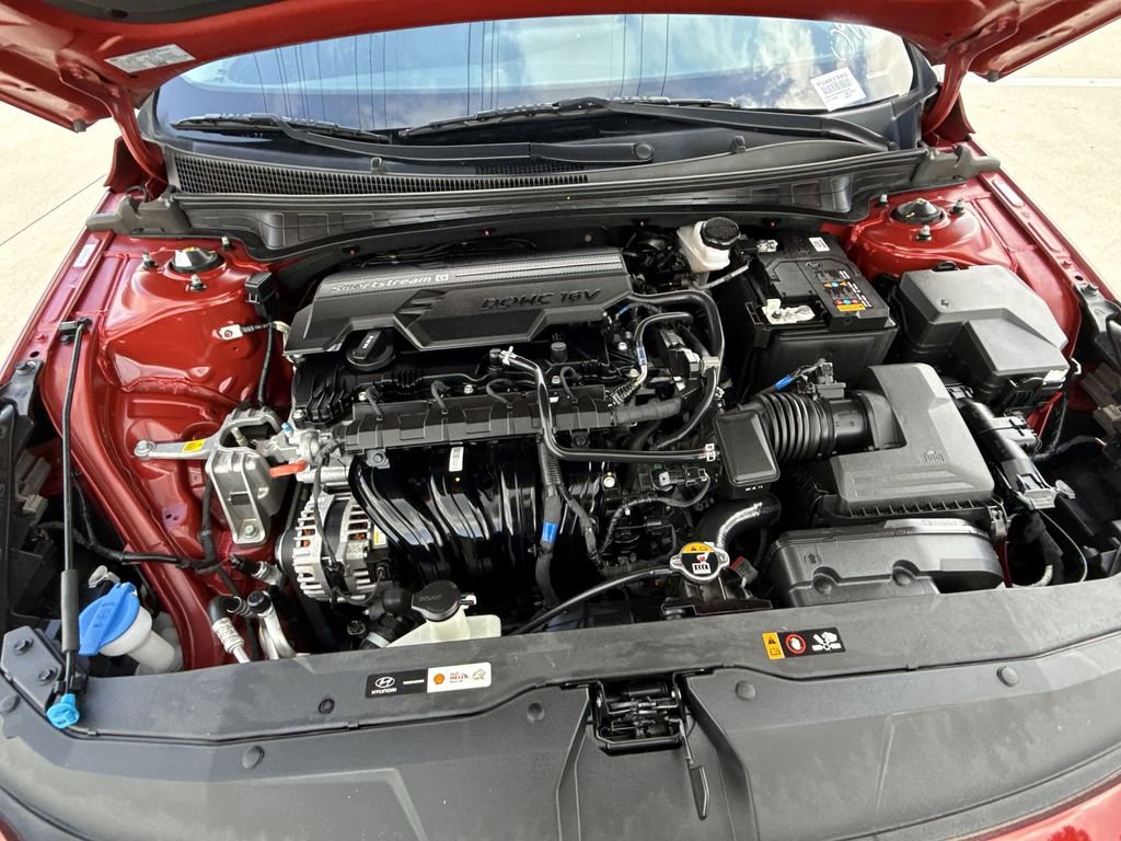 Used 2023 Hyundai Elantra Limited FWD image 14