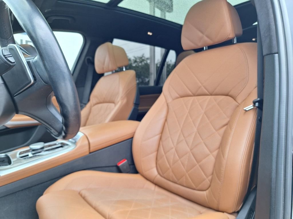 Used 2023 BMW X7 xDrive40i w/ M Sport Package AWD/4WD image 26