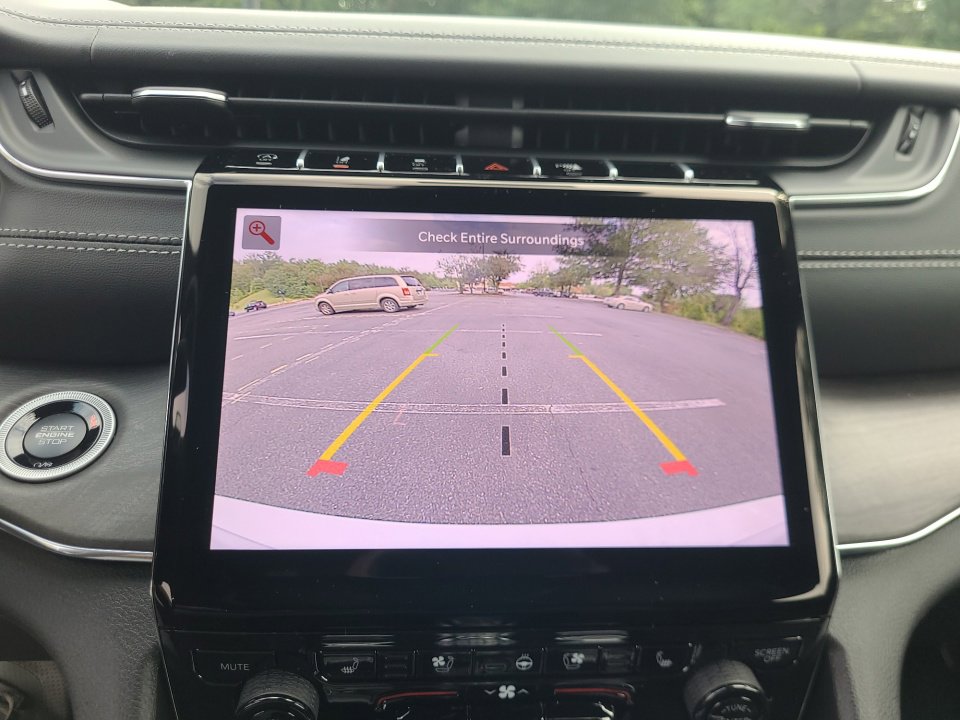 New 2025 Jeep Grand Cherokee L Overland w/ Luxury Tech Group IV image 19