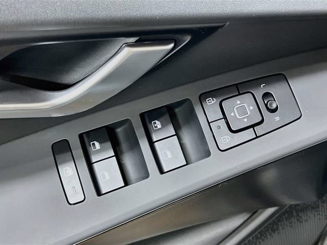 New 2026 Kia Niro LX FWD image 17