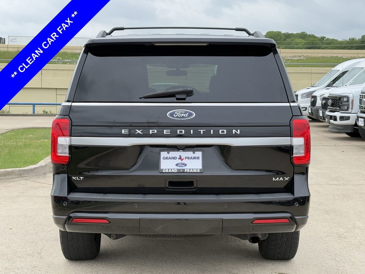 Used 2022 Ford Expedition Max XLT image 7