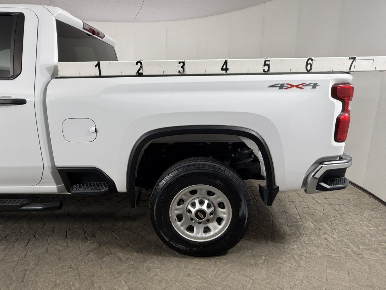 Used 2025 Chevrolet Silverado 3500 W/T w/ WT/CX Safety Package AWD/4WD image 5