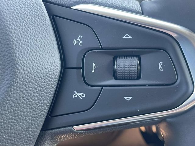 New 2026 Chevrolet Trax ACTIV w/ Sunroof Package FWD image 18