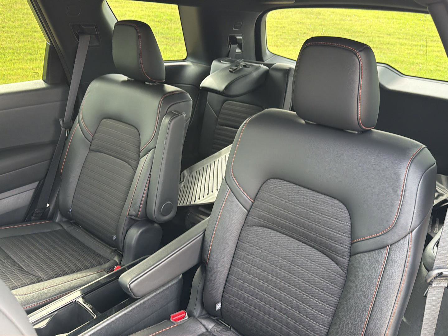 Used 2025 Nissan Pathfinder Rock Creek AWD/4WD image 31