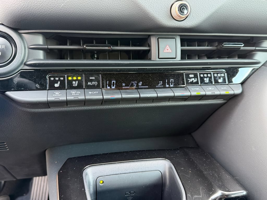 Used 2026 Toyota Crown AWD/4WD image 22