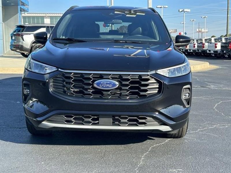 Used 2023 Ford Escape ST-Line Select w/ Tech Pack #1 image 2