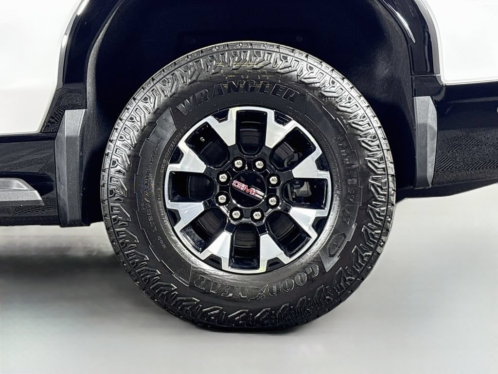New 2026 GMC Sierra EV AT4 w/ AT4 Premium Package AWD/4WD image 31