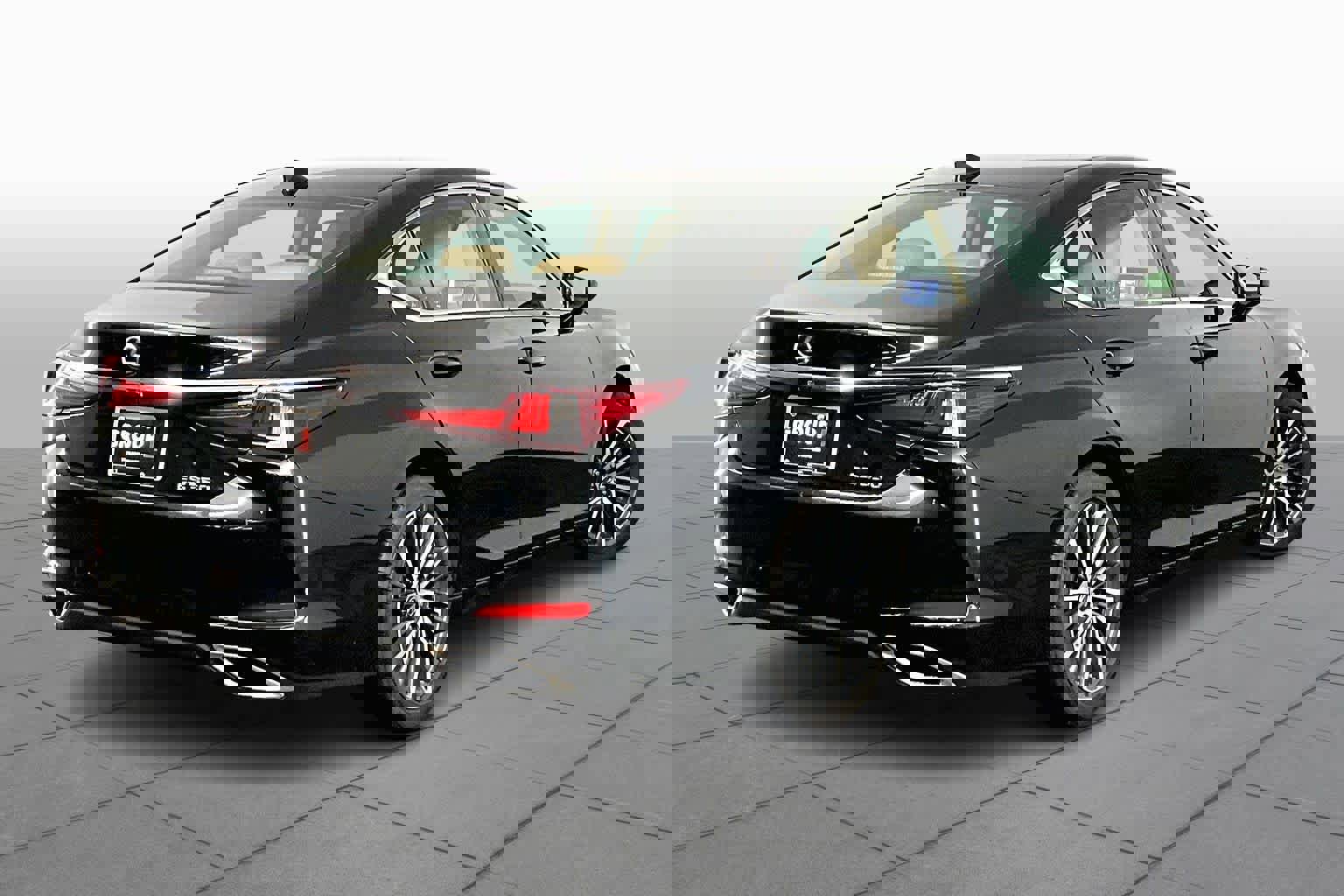 Used 2023 Lexus ES 350 w/ Premium Package image 13