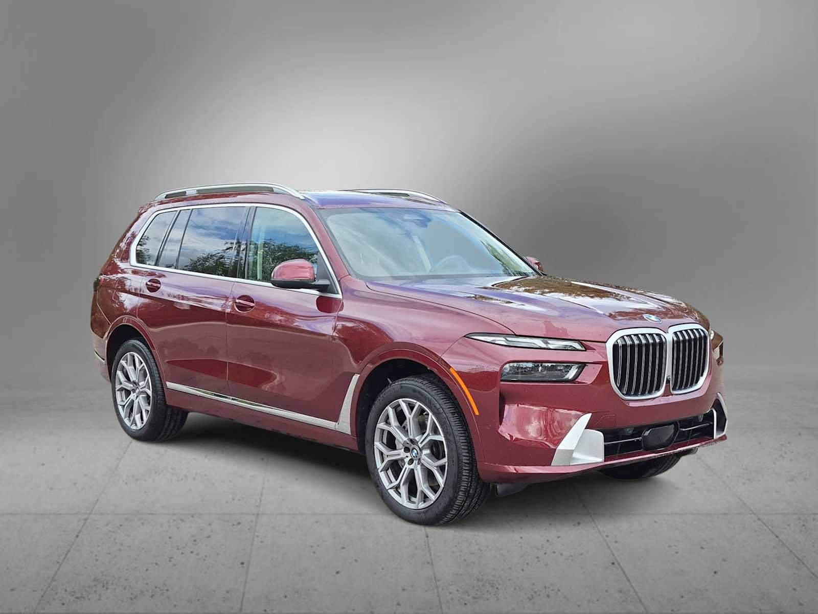 Used 2026 BMW X7 xDrive40i AWD/4WD image 2