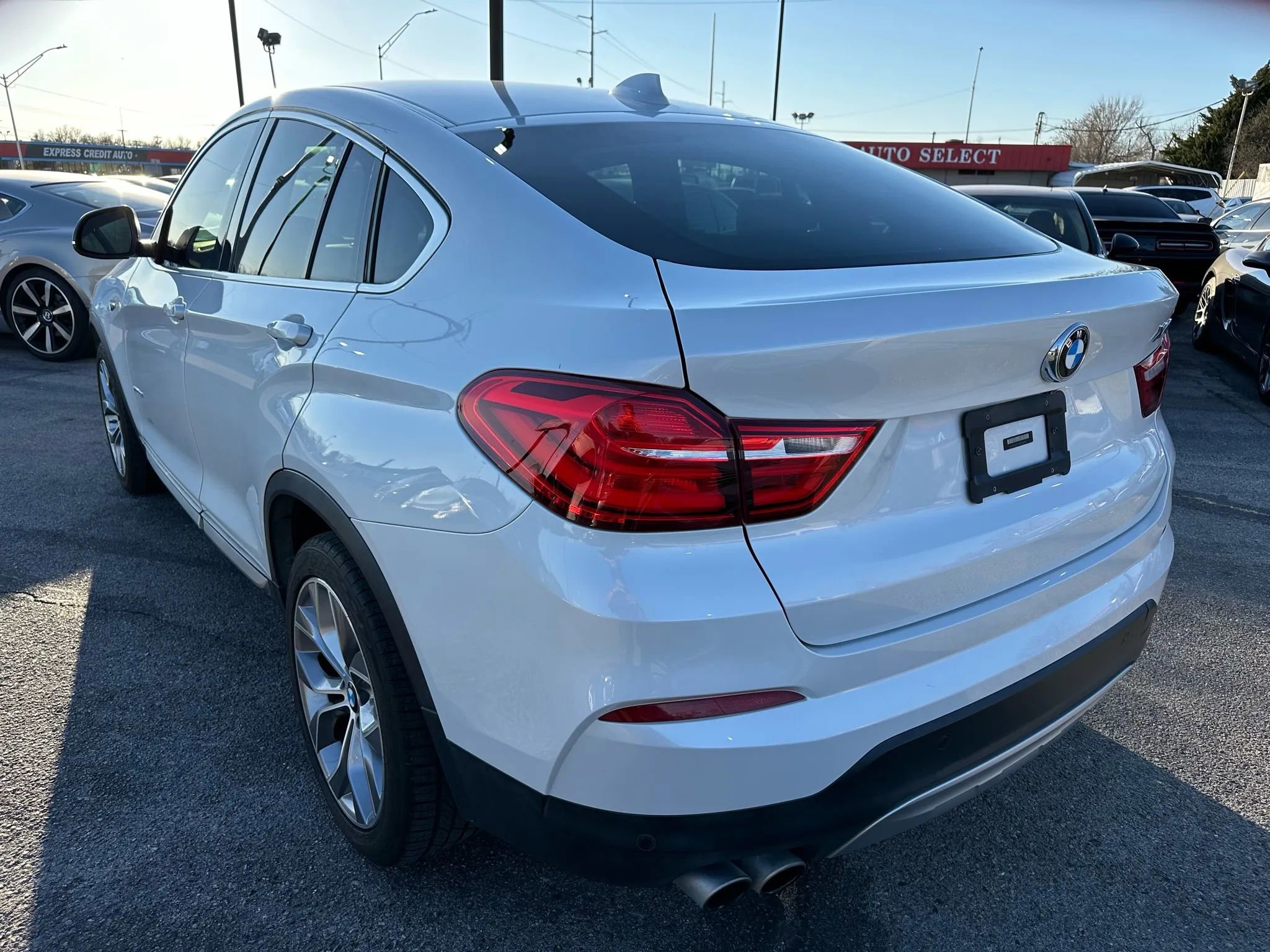 Used 2018 BMW X4 xDrive28i image 32