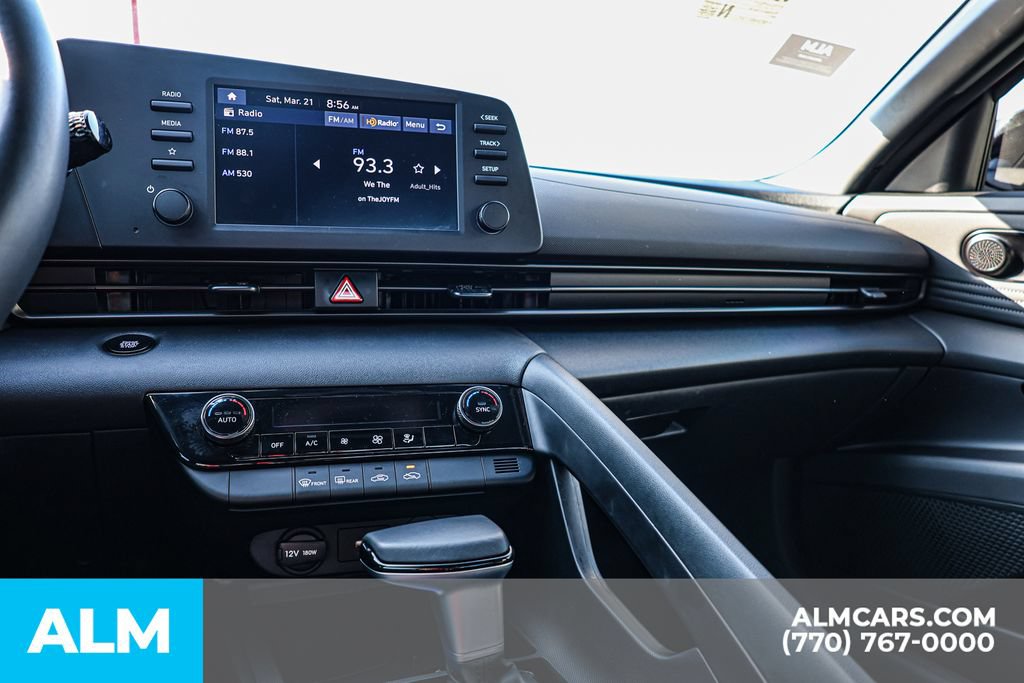 Used 2025 Hyundai Elantra Sport FWD image 37