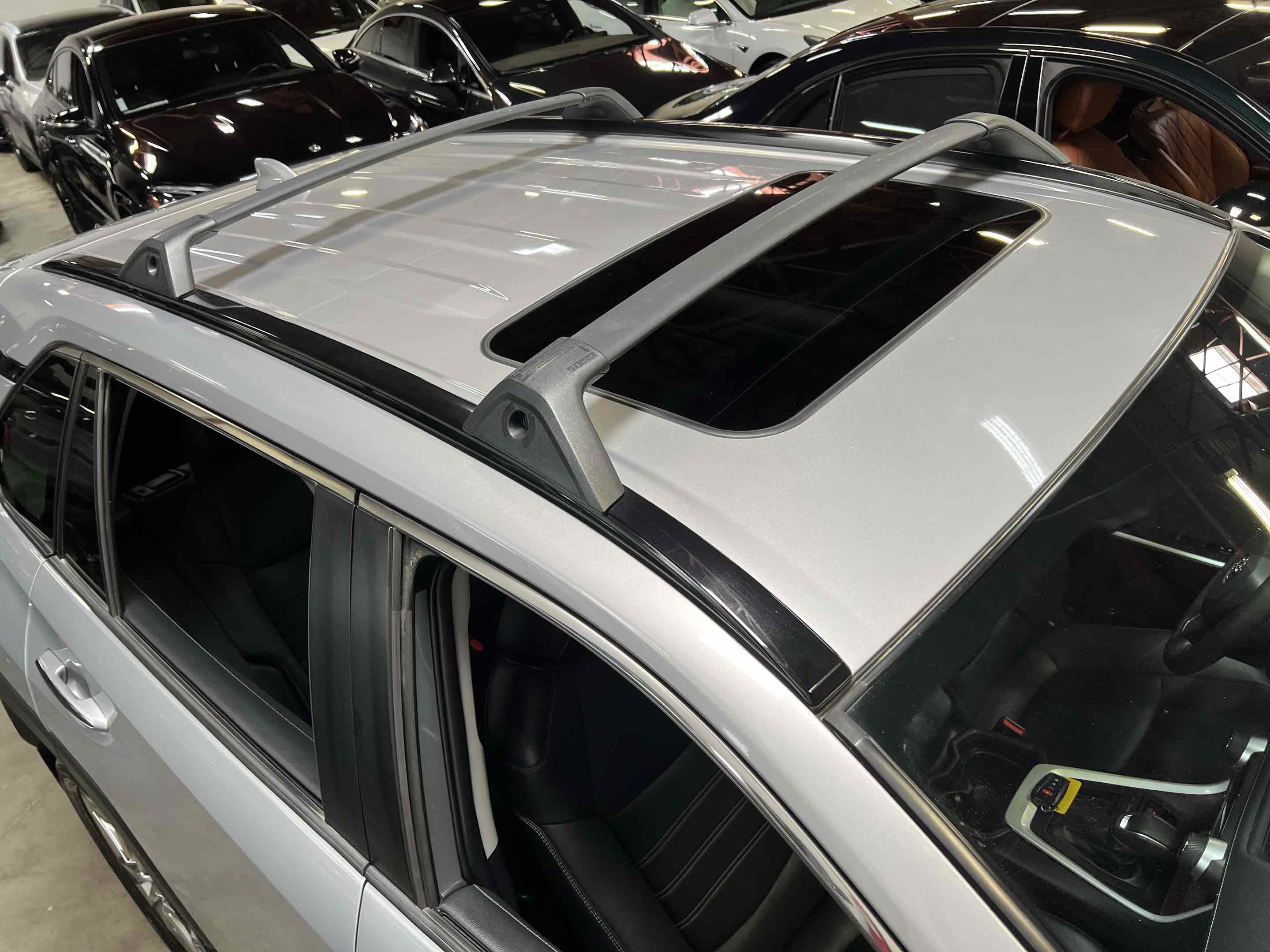 Used 2021 Toyota RAV4 Limited w/ Carpet Mat Package (TMS) image 12