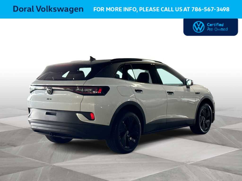 Certified 2025 Volkswagen ID.4 Pro S Plus w/ ID.4 Black Package AWD/4WD image 8