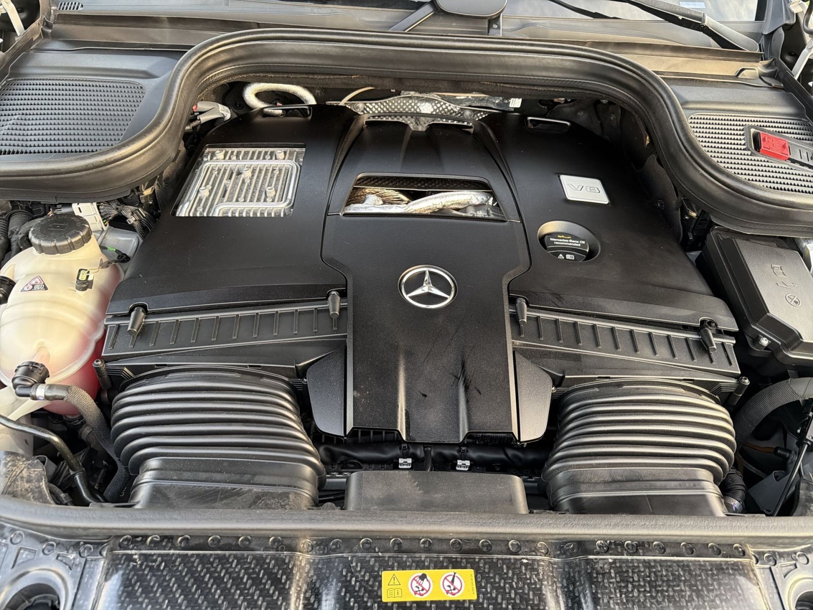 Used 2024 Mercedes-Benz GLS 580 4MATIC image 29