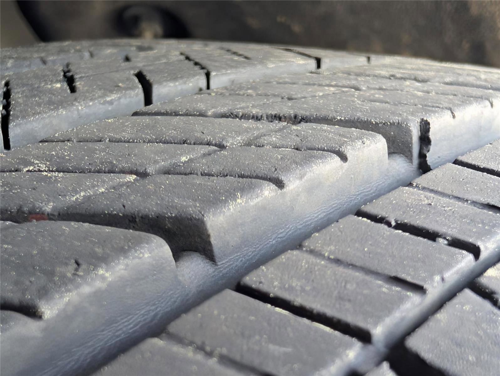 Used 2026 Kia Carnival SX w/ SX Dark Edition Package image 9