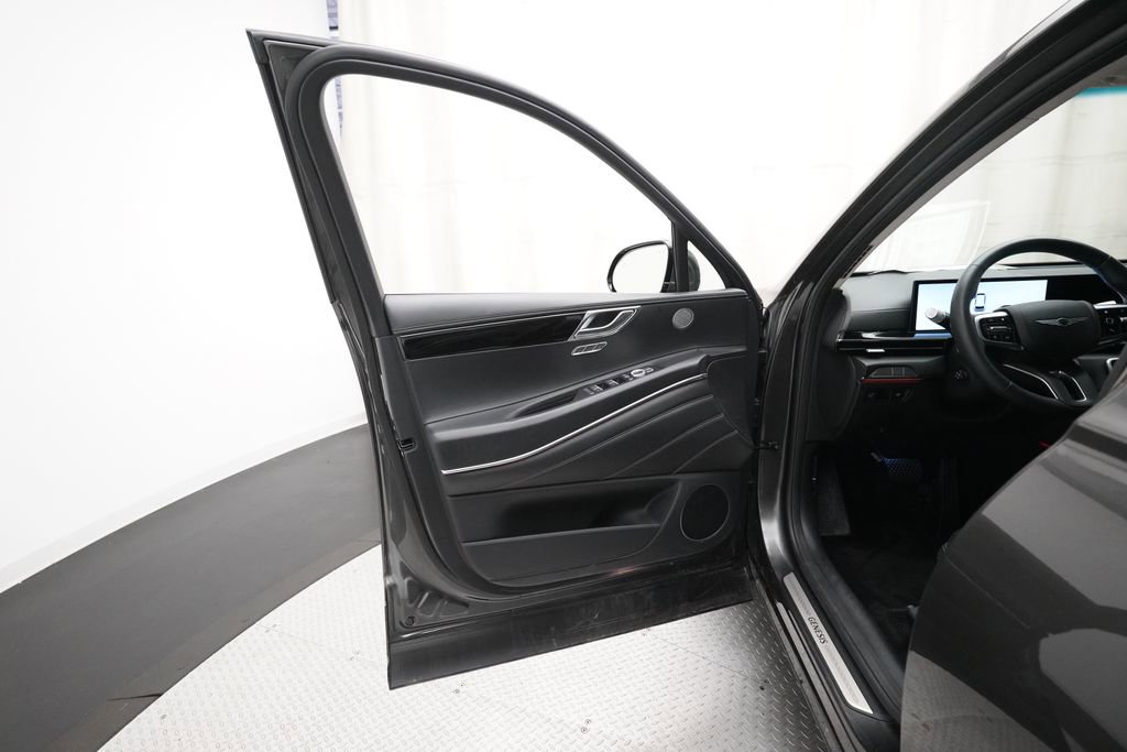 Used 2025 Genesis GV80 2.5T Standard AWD/4WD image 28