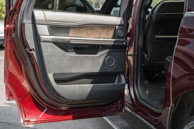 Used 2020 Ford Expedition Max Limited w/ Equipment Group 301A image 43