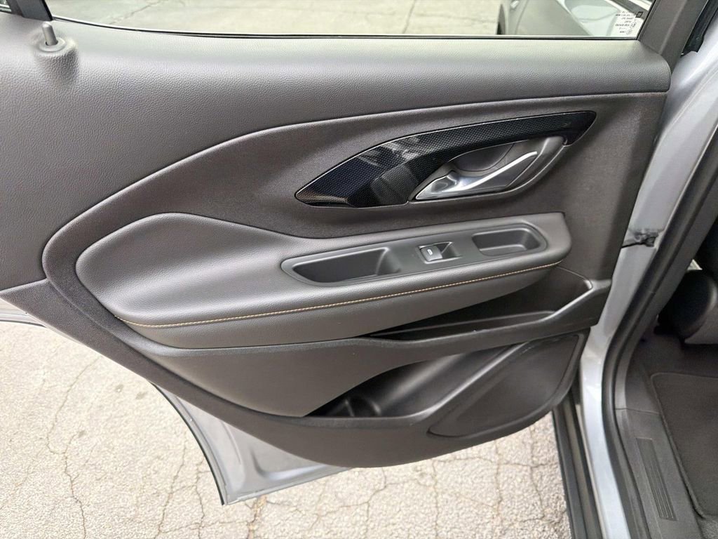 Used 2023 GMC Terrain AT4 image 14