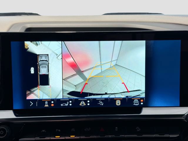 Used 2026 Chevrolet Silverado 1500 LT Trail Boss w/ Safety Package image 13