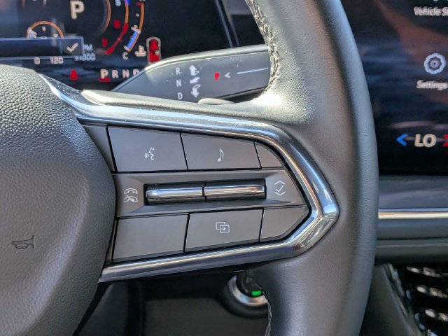 Used 2025 Chevrolet Tahoe LT AWD/4WD image 24