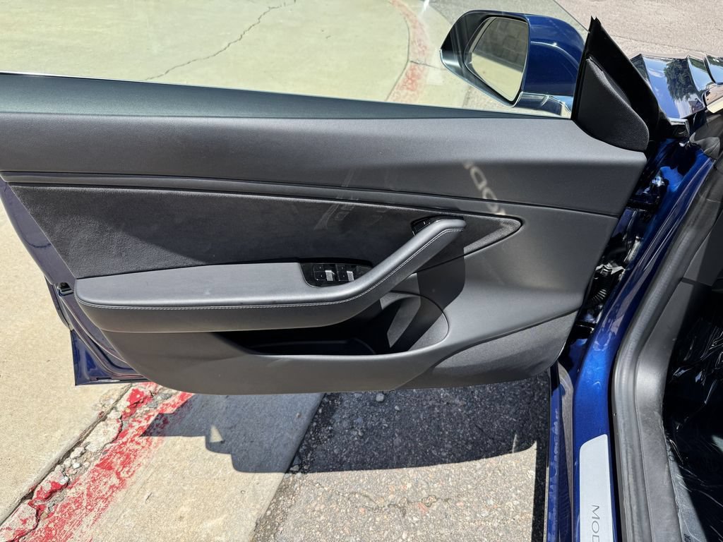 Used 2018 Tesla Model 3 Long Range AWD/4WD image 10