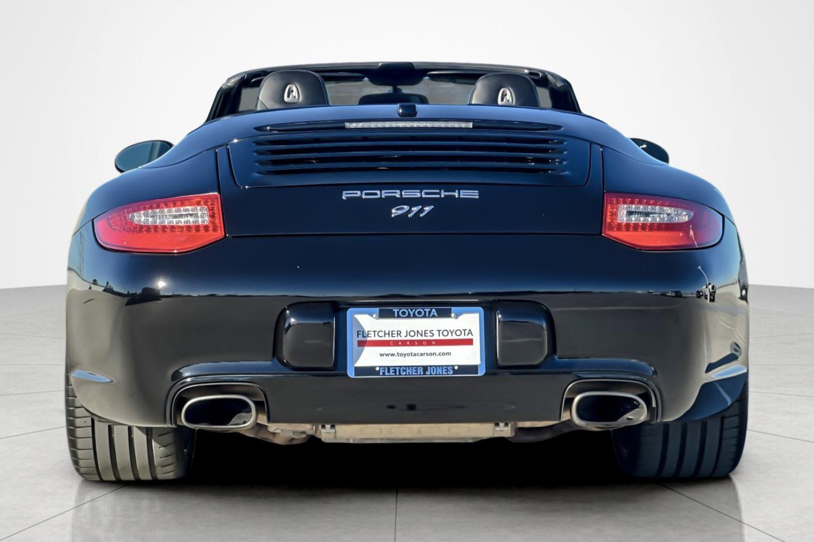 Used 2012 Porsche 911 Carrera Black Edition image 4