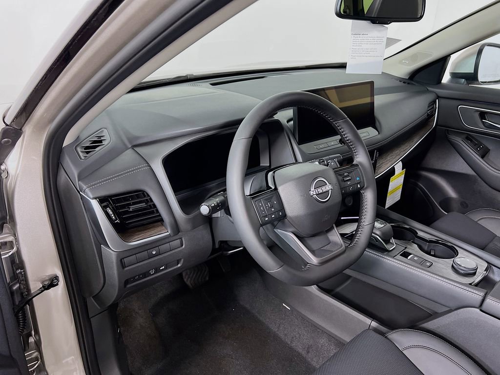 New 2026 Nissan Rogue Platinum AWD/4WD image 8