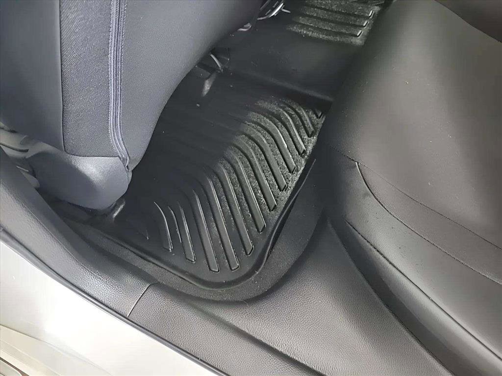 Used 2023 Honda Civic Sport image 18