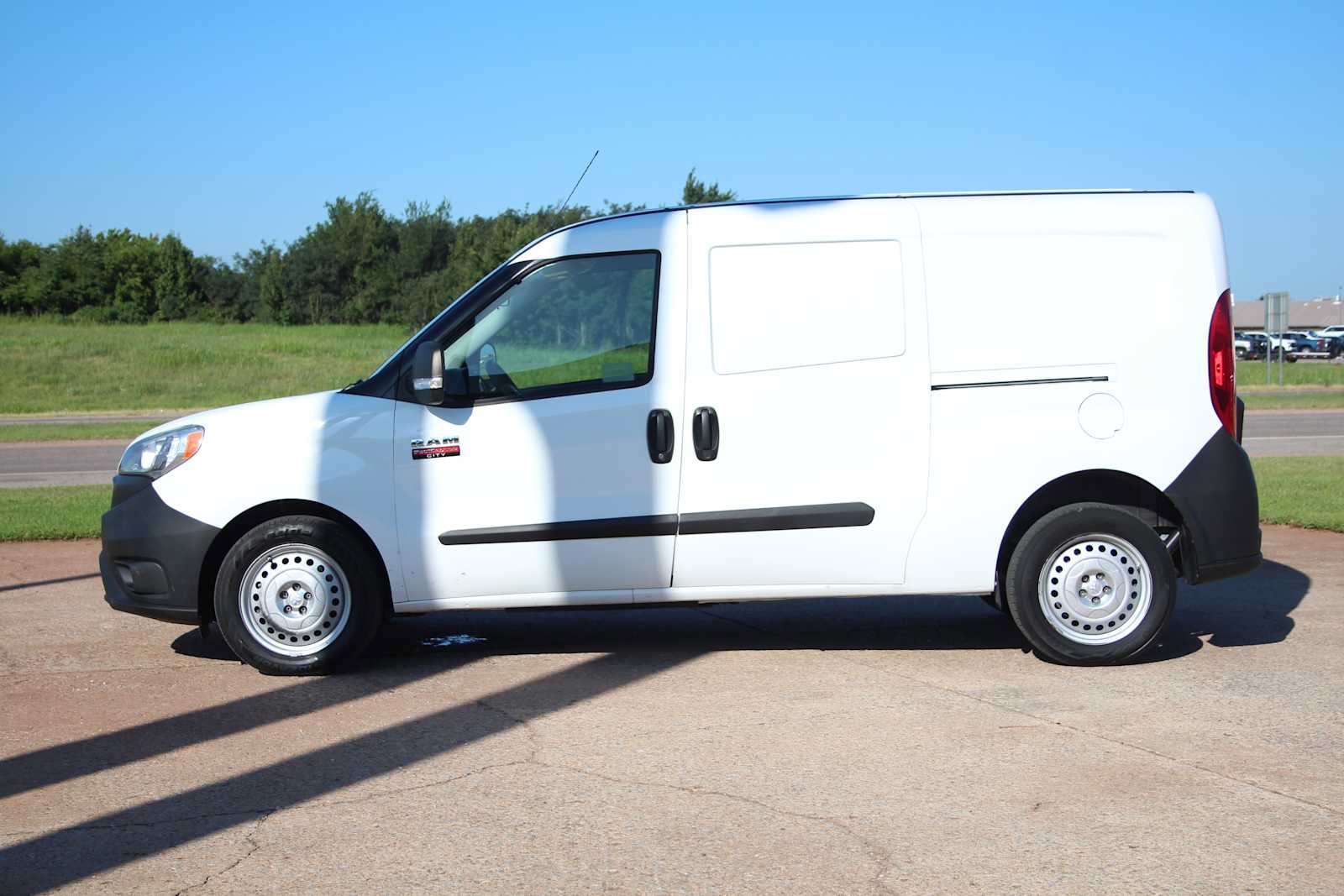 Used 2021 RAM ProMaster City Tradesman FWD image 6
