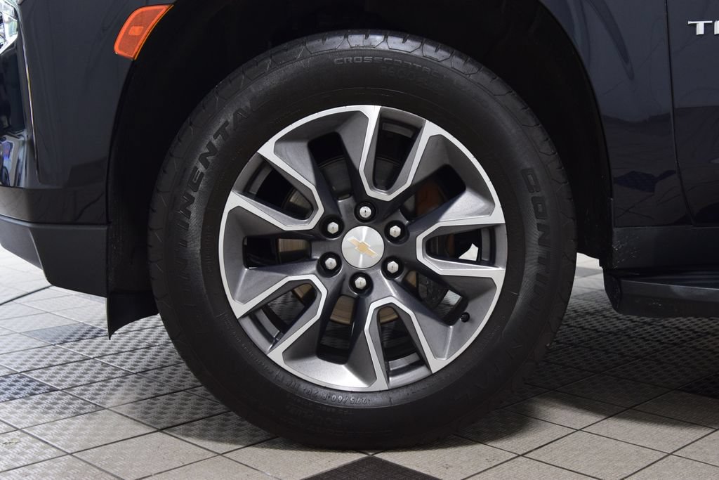 Used 2023 Chevrolet Tahoe LT w/ Luxury Package AWD/4WD image 28